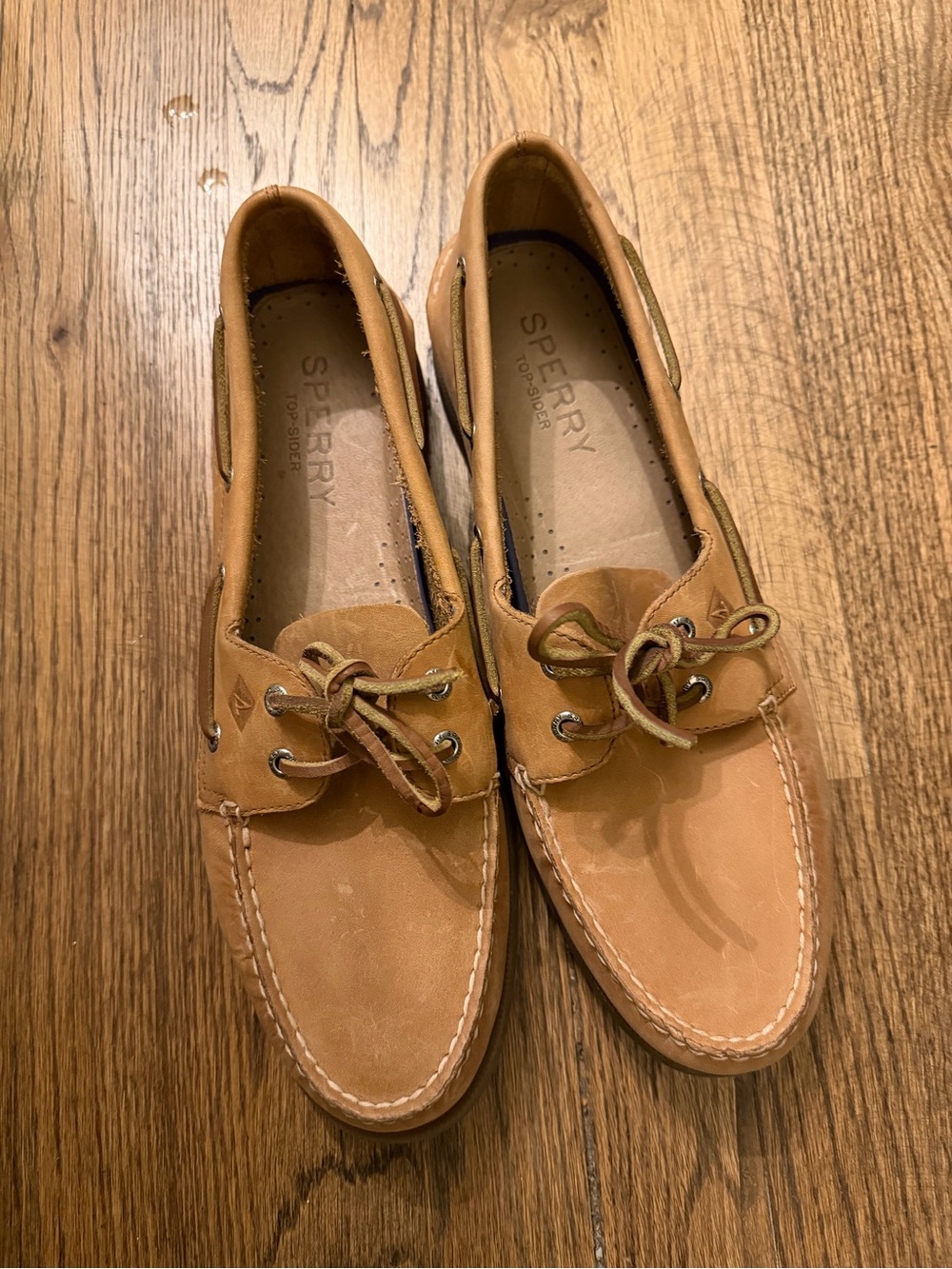 Sperry Men's Tan Leather Boat Shoes with Lace Tie